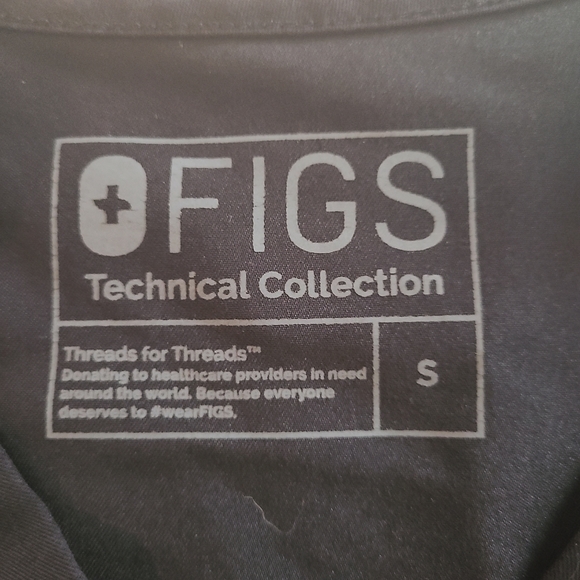 Figs Technical Collection Black Scrub Top in Size Small - Picture 3 of 7